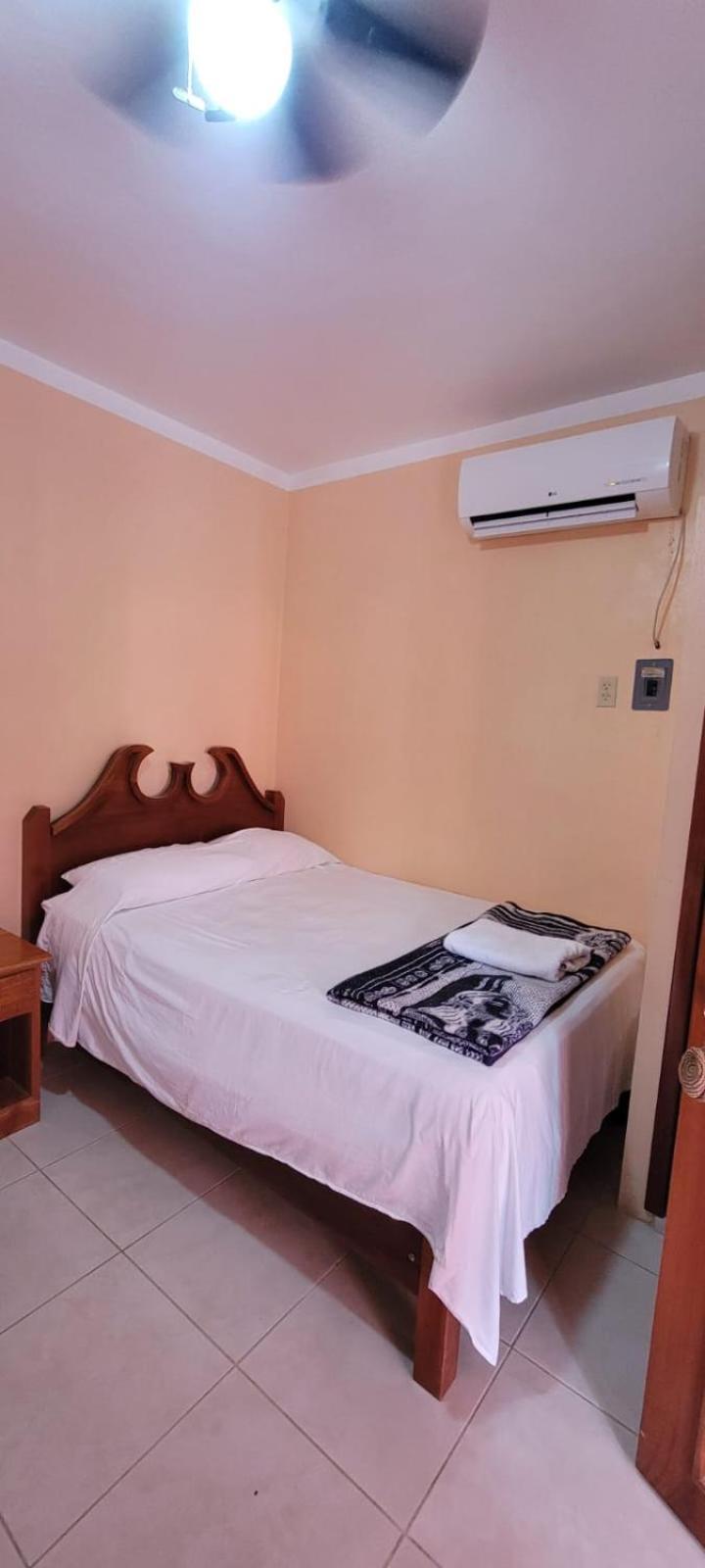 Hotel Calakmul Ешпухил Екстериор снимка
