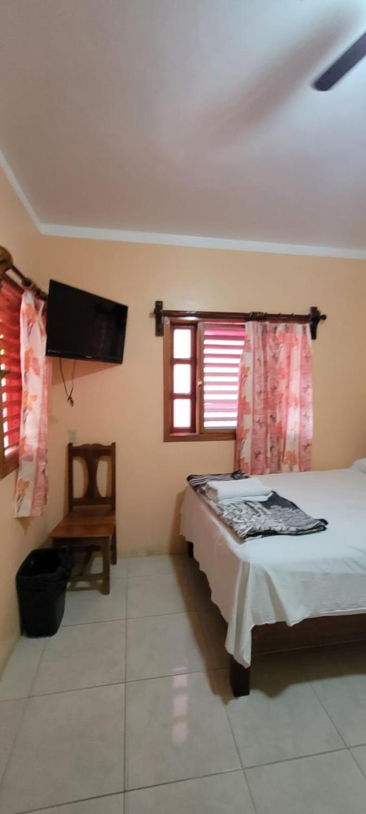 Hotel Calakmul Ешпухил Екстериор снимка